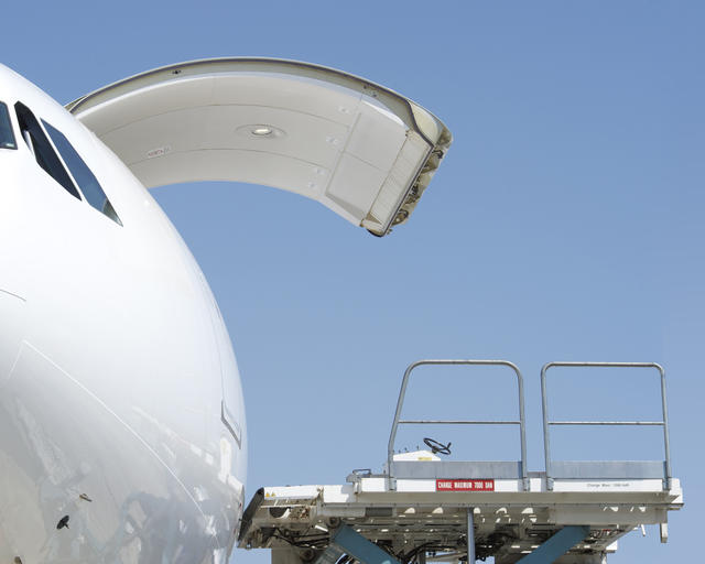 A330-200F AIRBUS - NOSE CLOSE UP A330-200F AIRBUS - NOSE CLOSE UP